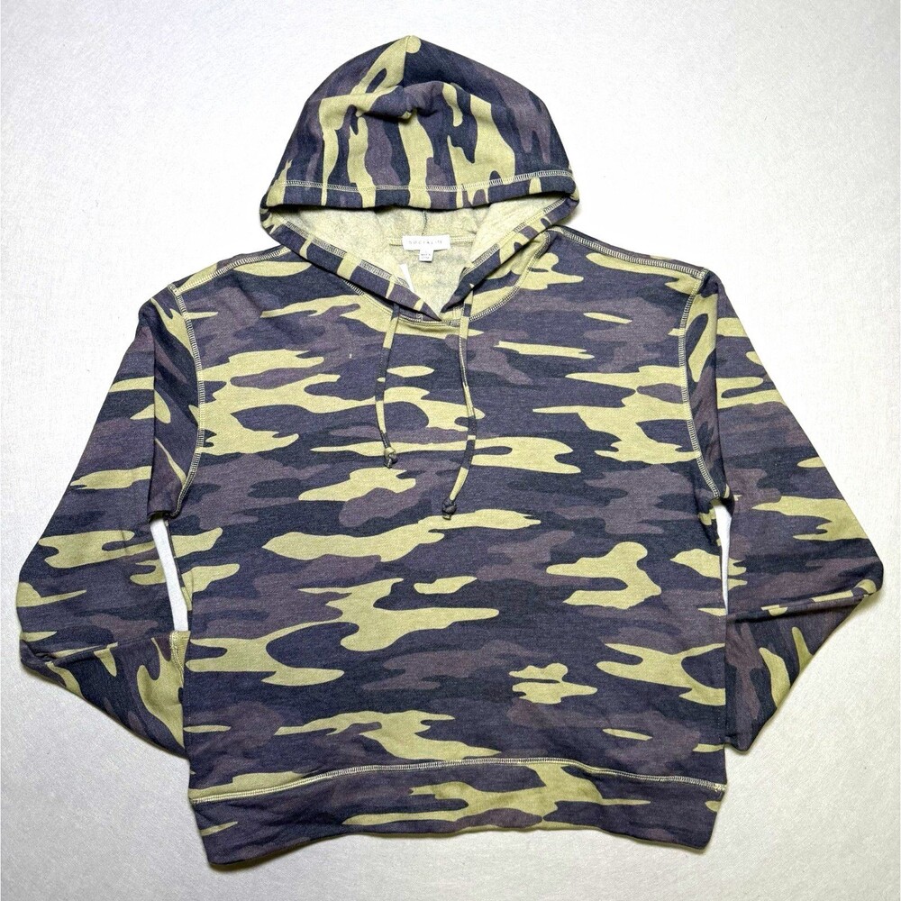 Socialite Womens Large Camo Hoodie Green Pullover Fleece Sweatshirt Long Sleeve